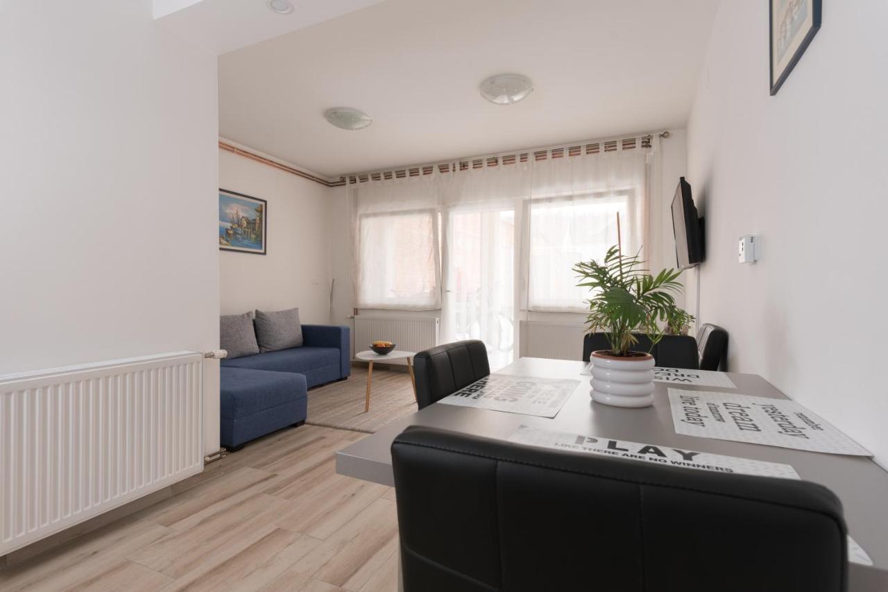 Nunanina Apartmani Pozega Eksteriør billede